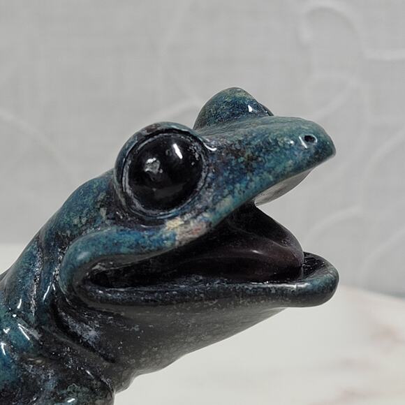 VTG  Kittys Critters Frog Sculpture Green Blue Enameled Metal Cantrell USA - Picture 4 of 16